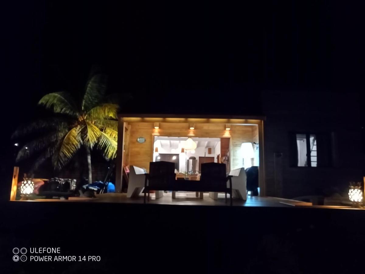 Beach House A Terre De Haut ภายนอก รูปภาพ